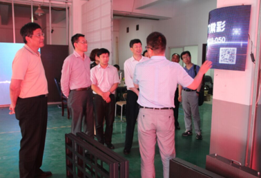 常州大學(xué)黨委浦玉忠、副校長芮國強(qiáng)，常州市政協(xié)副主席、三會(huì)會(huì)長顧森賢，常州市中小企業(yè)促進(jìn)中心主任胥加祥等領(lǐng)導(dǎo)來我司參觀考察